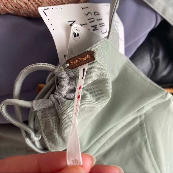 NEW Free People Gia Dress Pale Green Cut Out Back Size 10 - Picture 7 of 9